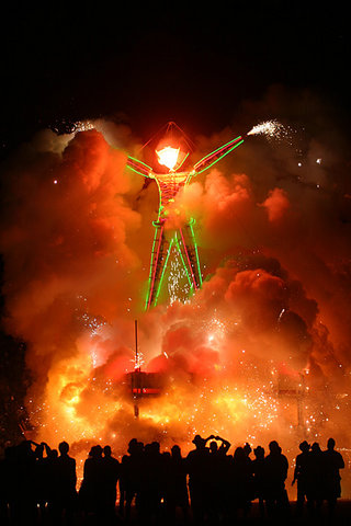 ��������� �Burning Man�, ����� 2 (42 ����)