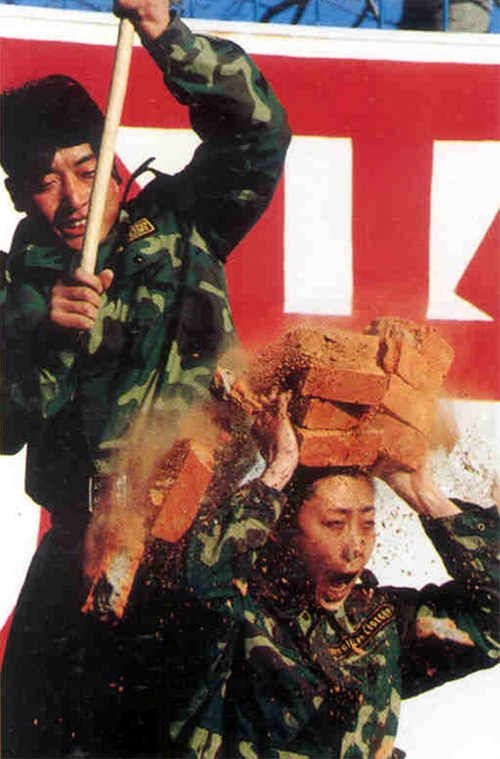 Китайские военные девочки (20 фото)