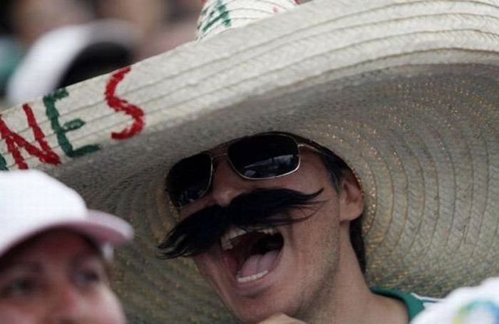 [ XopoM.com ] Сонирхолтой зураг #308