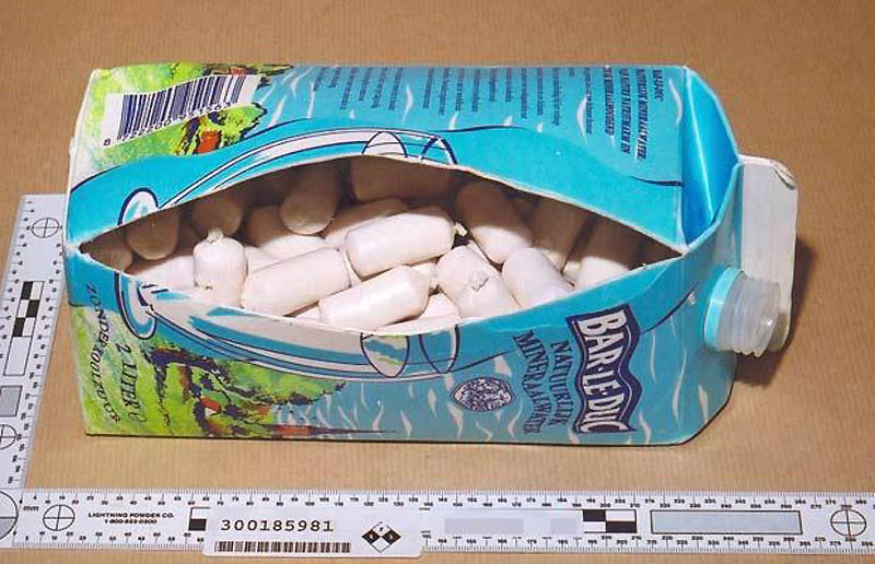 25 (failed) ways of smuggling drugs (25 photos)