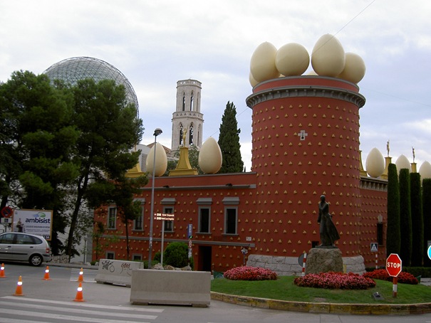 3. The Torre Galatea Figueres (Spain)