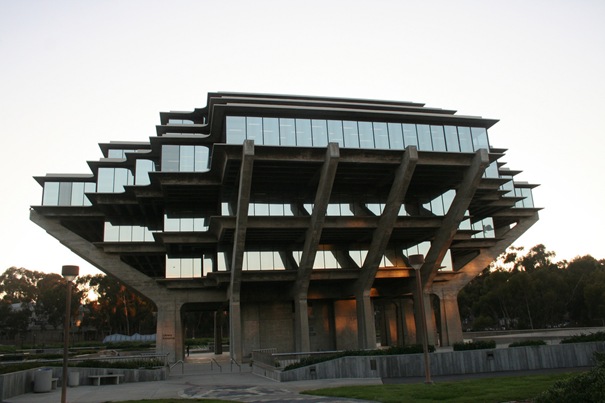 48. UCSD Geisel Library (San Diego, California, United States)