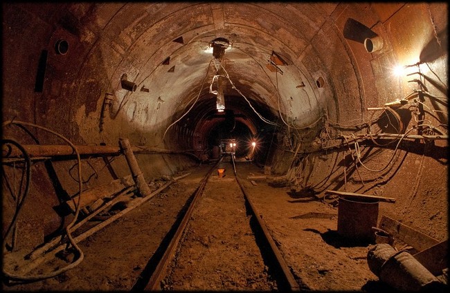 Пейзажи московских подземелий (56 фото)