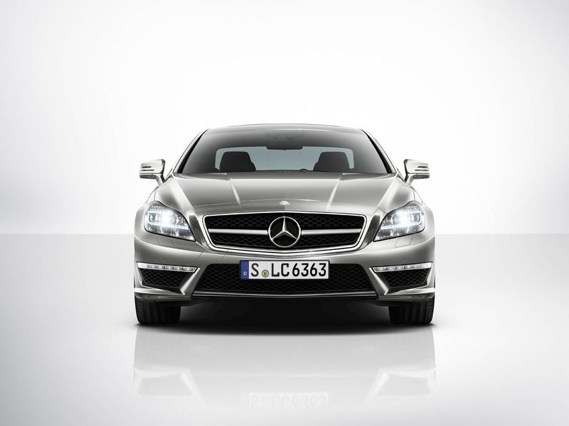 Премьера Mercedes CLS 63 AMG 2012 (49 фото)
