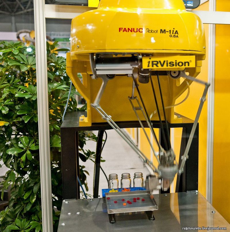 997 Япония: Международная выставка роботов