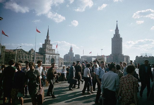 Комсомольская площадь, 1966