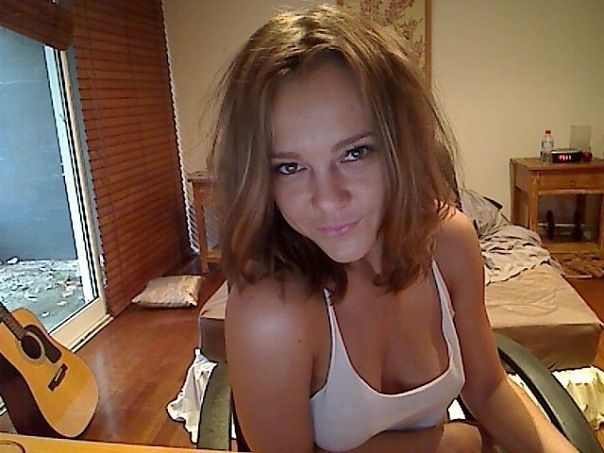 Superb cute face blode beauty webcams