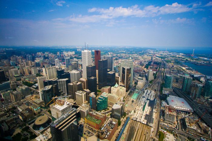 В каком городе расположено самое большое количество высотных зданий? (25 фото)