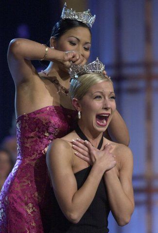 Эмоции победительниц Мисс Америка (9 фото)