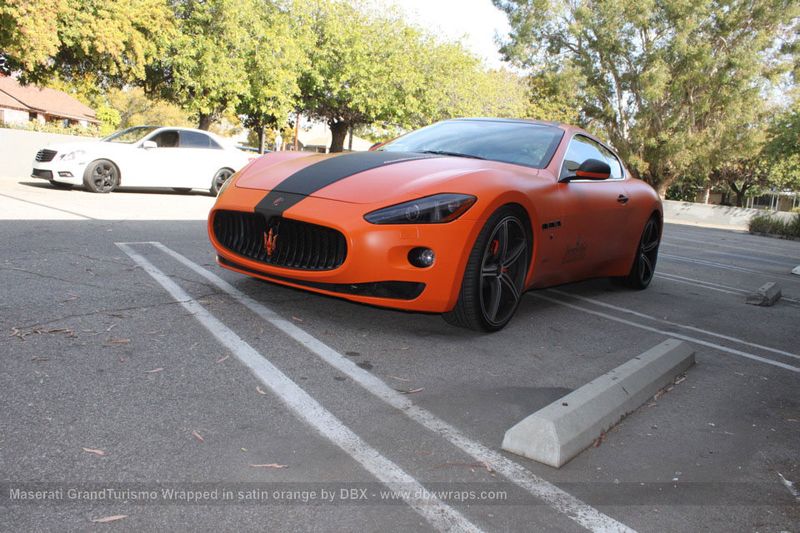 Maserati GranTurismo S затянули в оранжевую пленку в DBX (28 фото+видео)