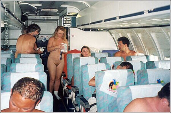 Passenger Strips Naked And Screams