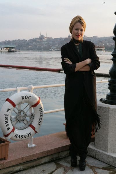 В чем ходить в стамбуле. Стамбул женщины. Мода Стамбул. Стамбул стиль одежды. Женская мода Стамбул.
