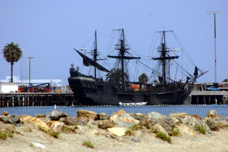 Фото черной жемчужины корабля