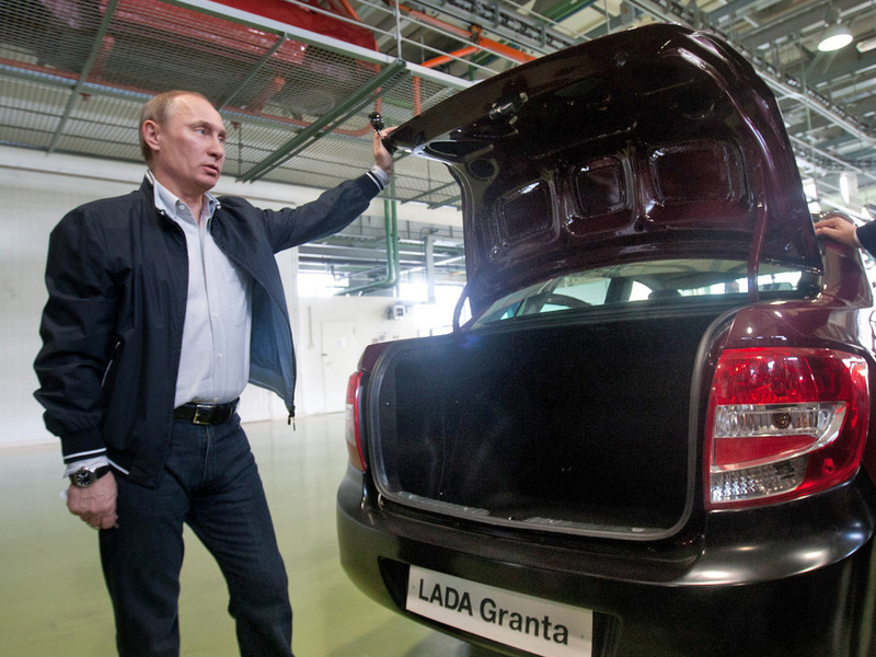 У Путина незаLADилось с новой Lada Granta (29 фото + 3 видео)