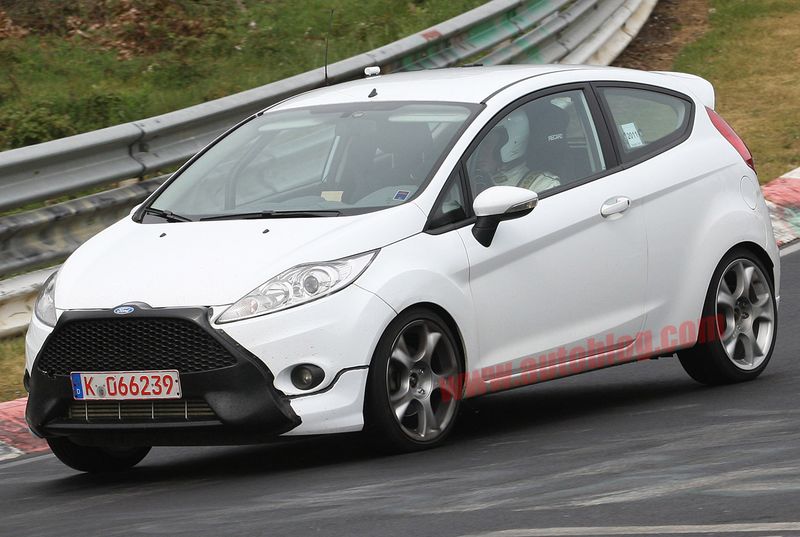 Форум фиеста. Ford Fiesta, St 2011. Заряженный Форд Фиеста. Форд Фиеста 2011 фото. Ford Fiesta Sony.