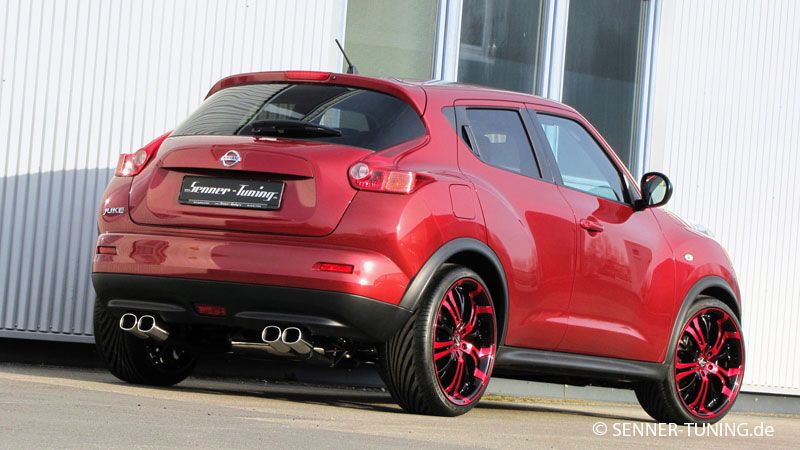 Красный Nissan Juke r18