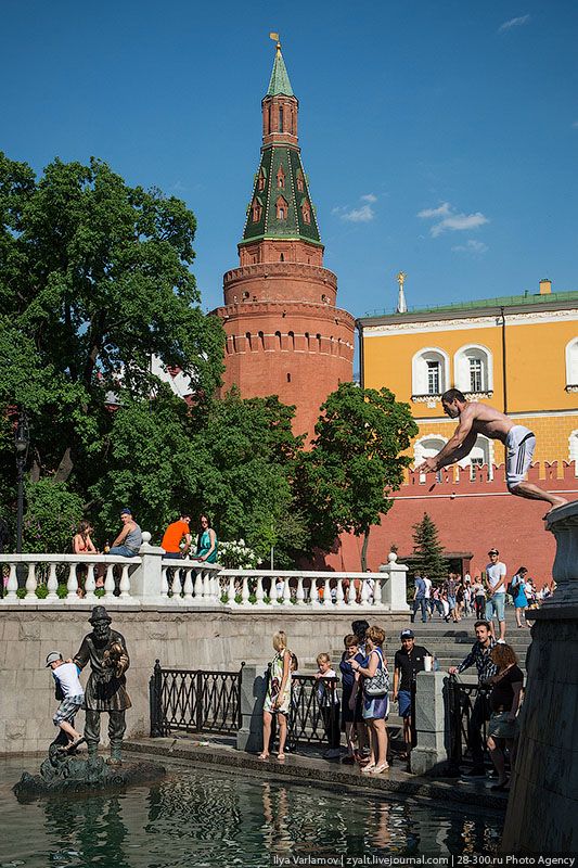 Где погулять. Москва прогулка. Прогулки по Москве. Гуляем по Москве. Погулять по Москве.