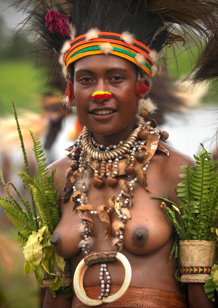 Half Naked Woman Papua New Guinea Photos