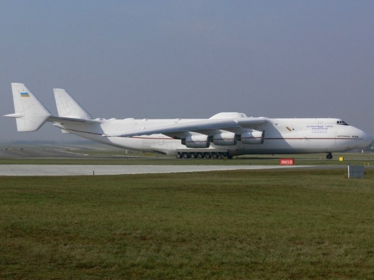 Самый большой самолет в мире ан 225 фото