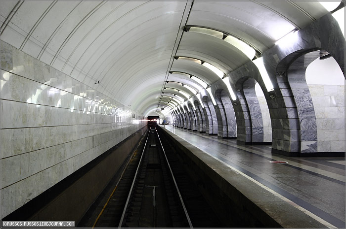 Чкаловская москва. Чкаловская (станция метро, Москва). Станция Чкаловская. Станция Чкаловская вокзал.