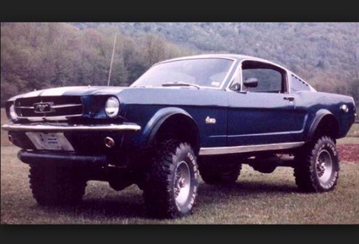 Ford Mustang 4x4