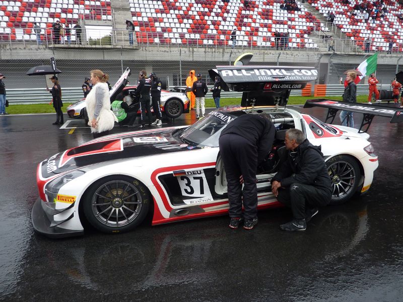 Marussia gt на Moscow Raceway.