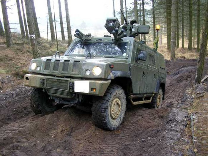 Бронеавтомобиль LMV m65 Рысь