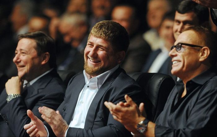 В гости к президенту Чечни приехали Жан-Клод Ван Дамм и Ванесса Мэй (15 фото)