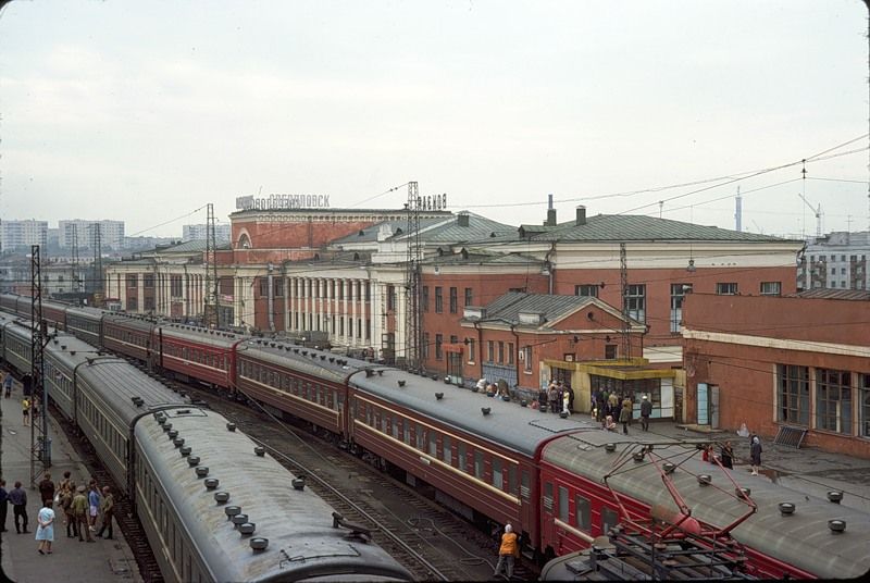 2716 СССР из окна поезда в 1975 году 