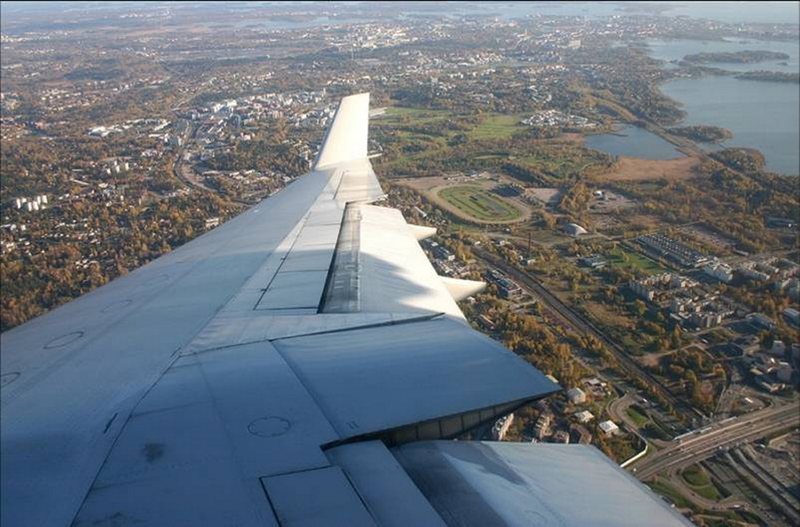 Крыты под. Места над крылом самолета. Место над крылом самолета вид. Места над крылом. Вид из самолета место над крылом.