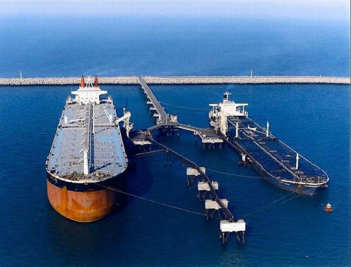Как строятся огромные танкеры (36 фото)