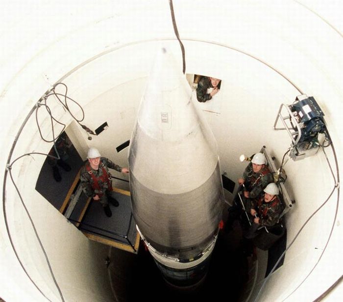 Шахта ядерных ракет (45 фото)