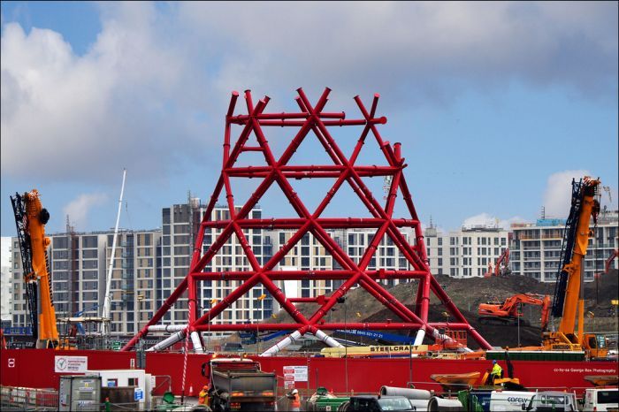 ArcelorMittal Orbit построили в Лондоне (17 фото)