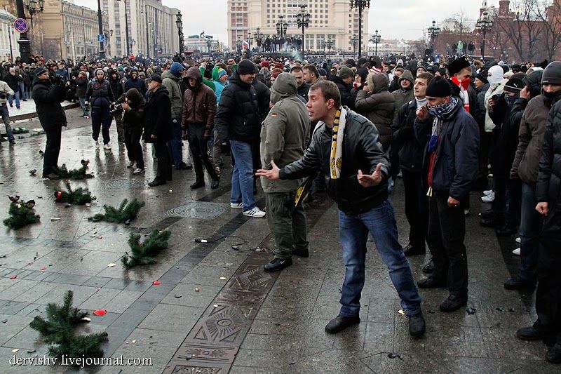 Беспорядки в Москве. Манежка. Часть 2. (121 фото)