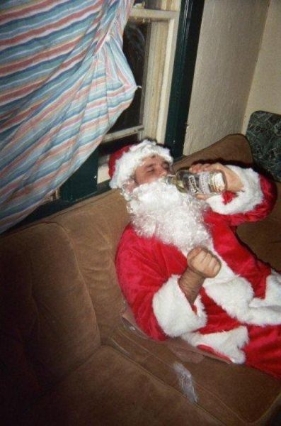 Ужасные Деды Морозы (48 фото)