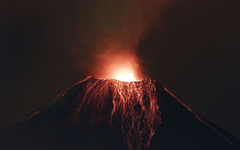 Год извержения вулканов (32 фото)