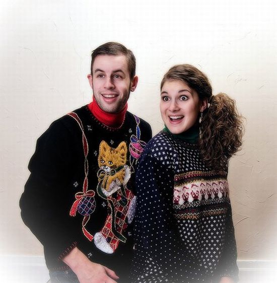 Подборка новогодних свитеров (30 фото)