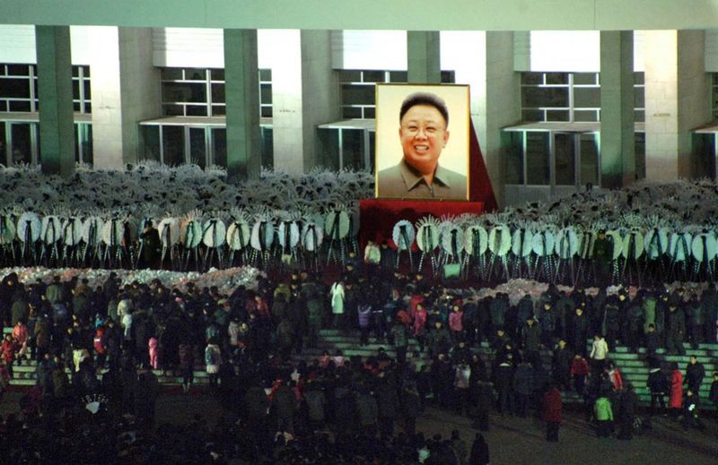 15132 990x643 Северная Корея простилась с Ким Чен Иром